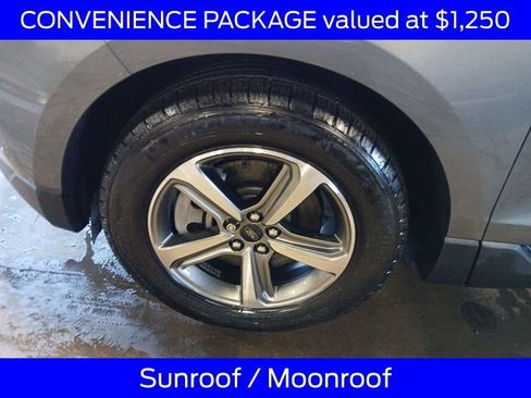 Certified 2024 Ford Edge SEL w/ Convenience Package image 4