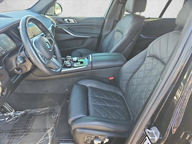 Used 2023 BMW X5 xDrive40i w/ Executive Package AWD/4WD image 18