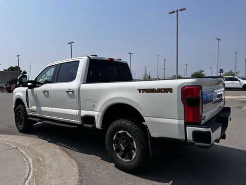 Used 2024 Ford F350 Platinum w/ Tremor Off-Road Package AWD/4WD image 3