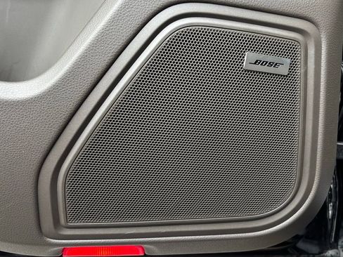 Certified 2026 Porsche Macan image 19