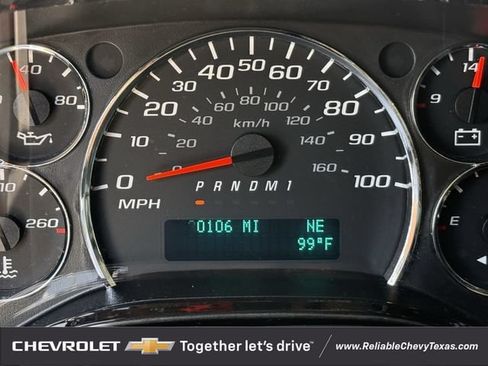 Used 2018 GMC Savana 2500 w/ Enhanced Convenience Package RWD image 18