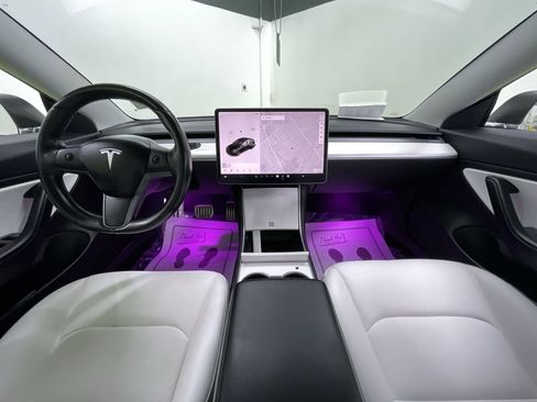 Used 2018 Tesla Model 3 Performance image 17