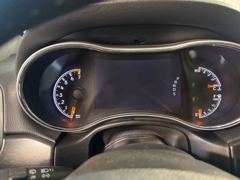 Used 2015 Jeep Grand Cherokee Altitude image 22