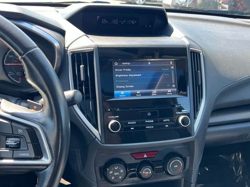 Used 2019 Subaru Crosstrek 2.0i Premium w/ Moonroof Package AWD/4WD image 19