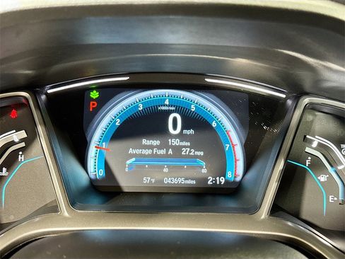 Used 2017 Honda Civic Touring image 17