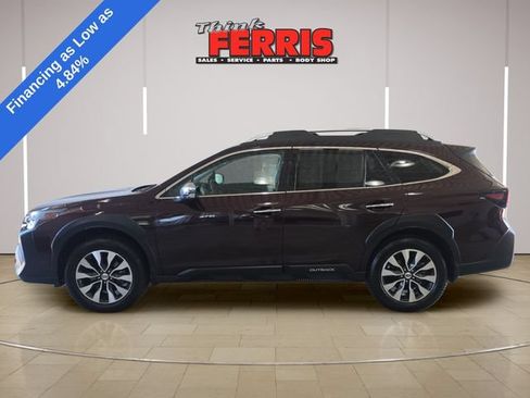 Used 2024 Subaru Outback Touring AWD/4WD image 2