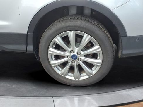 Used 2018 Ford Escape Titanium FWD image 17