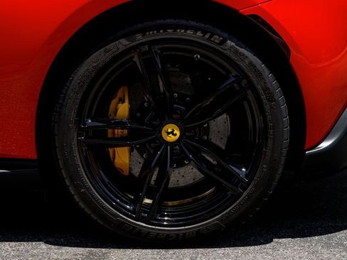 Used 2022 Ferrari Roma RWD image 44