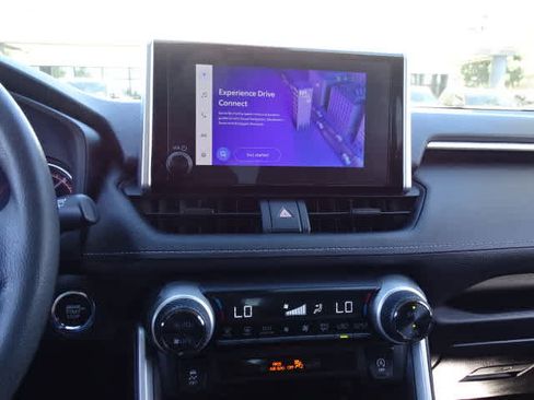 Used 2024 Toyota RAV4 XLE FWD image 28