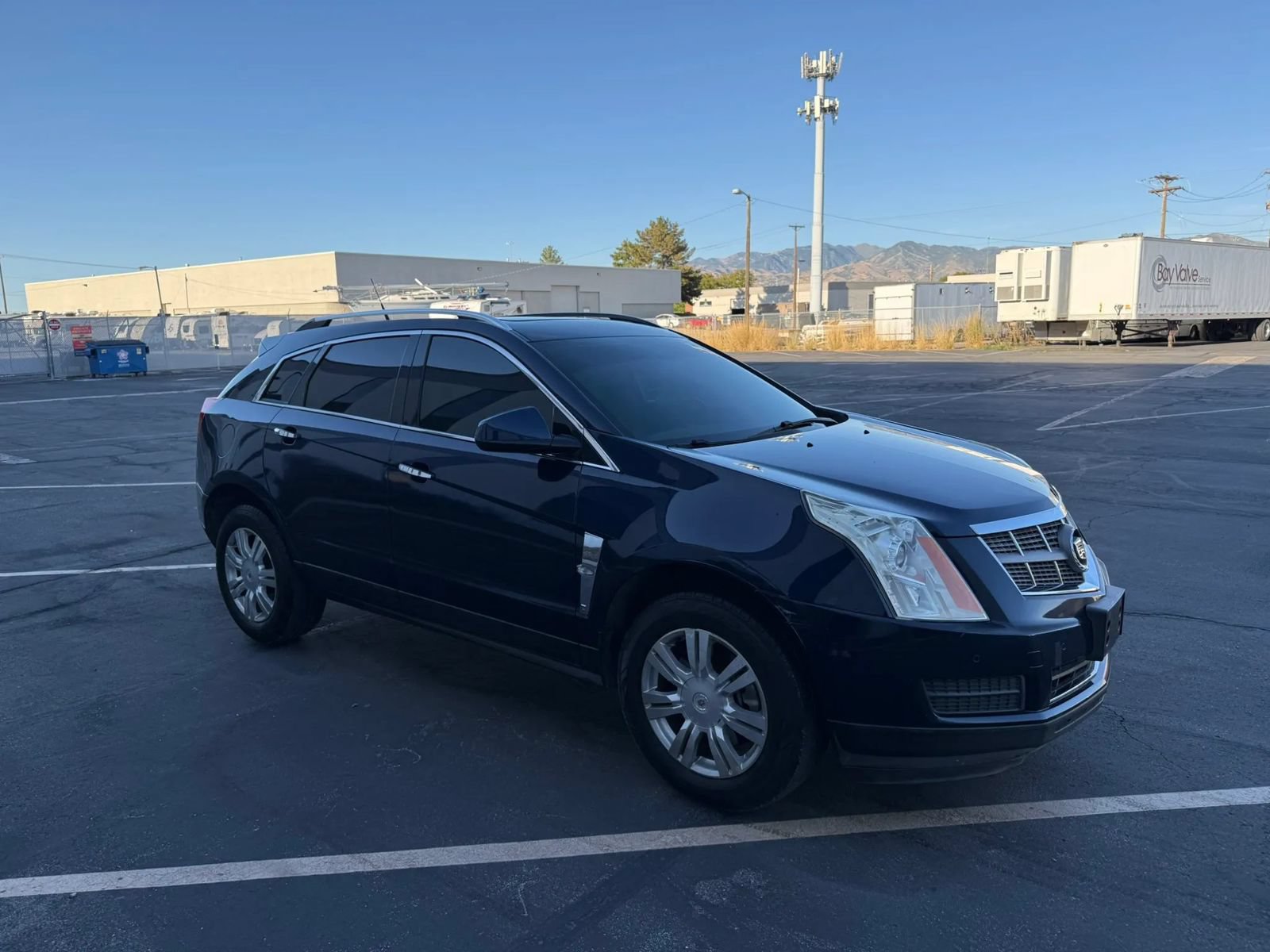 Used 2010 Cadillac SRX Luxury FWD image 7