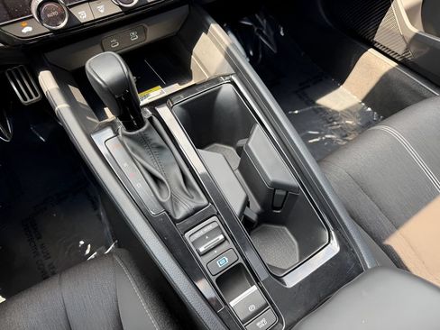 Used 2025 Honda Accord Sport image 27