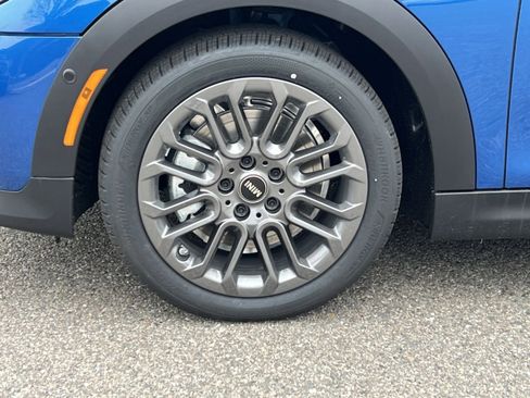 New 2026 MINI Cooper 2-Door Hardtop image 9