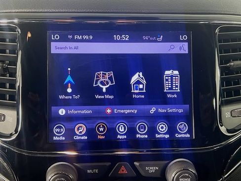 Used 2020 Jeep Grand Cherokee Trailhawk w/ Trailhawk Luxury Group AWD/4WD image 21