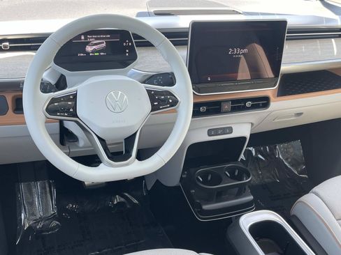 Certified 2025 Volkswagen ID. Buzz 1st Edition RWD image 7