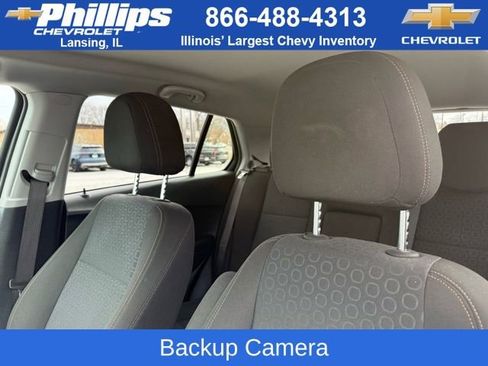 Used 2022 Chevrolet Trax LS w/ Tint and Cruise Package image 8