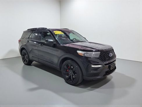 Used 2020 Ford Explorer ST w/ ST Street Pack image 2