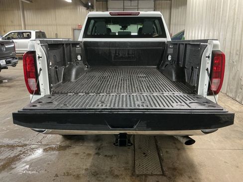 Used 2024 GMC Sierra 2500 Pro w/ Fleet Convenience Package image 8