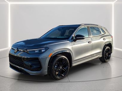 New 2026 Volkswagen Tiguan SE R-Line