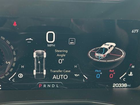 Used 2024 GMC Canyon AT4 w/ Technology Package image 22