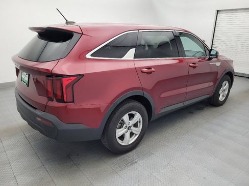 Used 2023 Kia Sorento LX FWD image 10