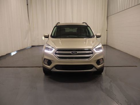 Used 2018 Ford Escape SEL image 3