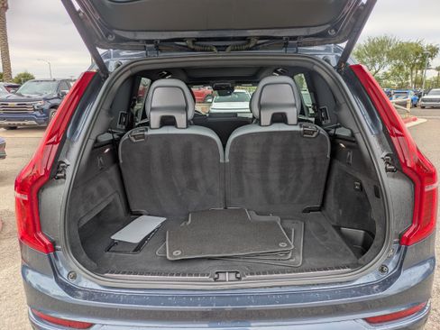 Used 2020 Volvo XC90 T6 Momentum image 15