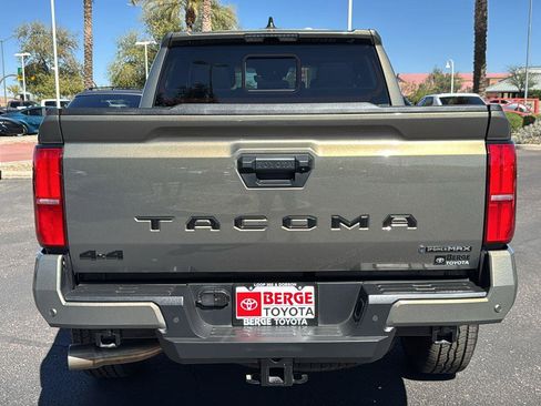 Used 2025 Toyota Tacoma TRD Off-Road w/ TRD Off Road Upgrade Package image 6
