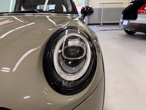 Used 2019 MINI Cooper S FWD image 9