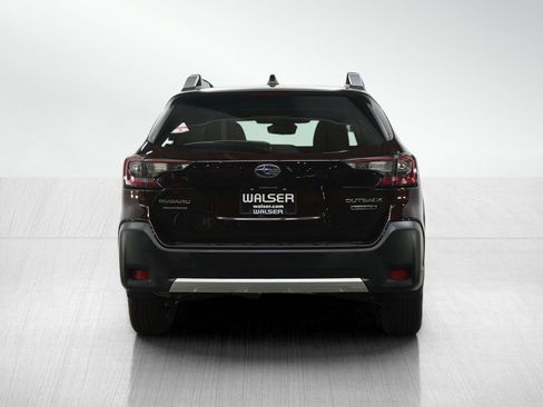 Used 2024 Subaru Outback Touring AWD/4WD image 4