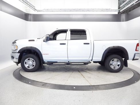 Used 2024 RAM 2500 Tradesman w/ Chrome Appearance Group AWD/4WD image 2