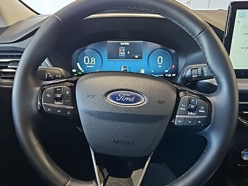 Used 2025 Ford Escape Platinum AWD/4WD image 34
