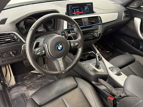 Used 2020 BMW 230i Coupe w/ M Sport Package RWD image 4