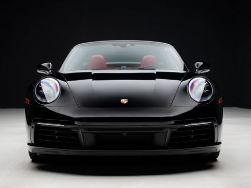 Used 2021 Porsche 911 Targa 4S AWD/4WD image 10