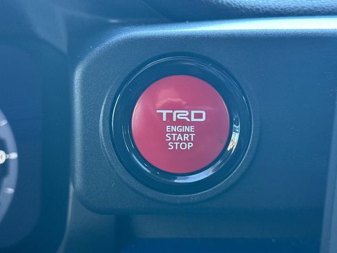 Used 2024 Toyota Tacoma TRD Sport RWD image 32