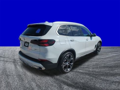 Used 2024 BMW X5 sDrive40i w/ Parking Assistance Package image 4