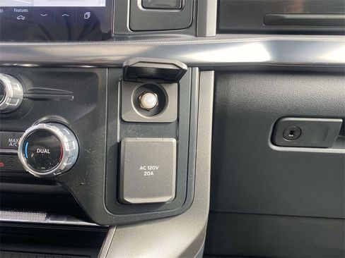 New 2025 Ford F150 Lariat w/ Equipment Group 502A High image 27