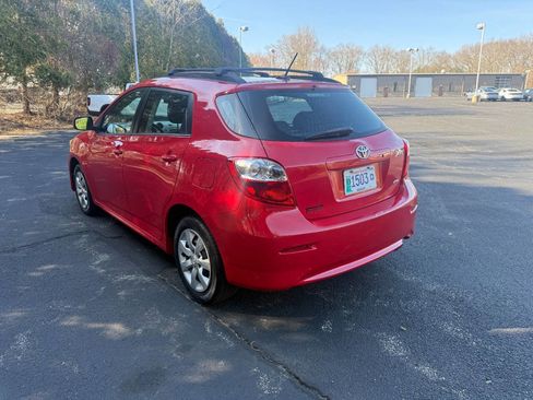 Used 2012 Toyota Matrix S image 10