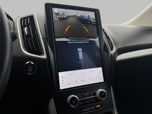 Used 2023 Ford Edge SEL image 35