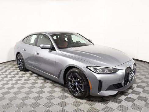 Used 2023 BMW i4 eDrive35 RWD image 8