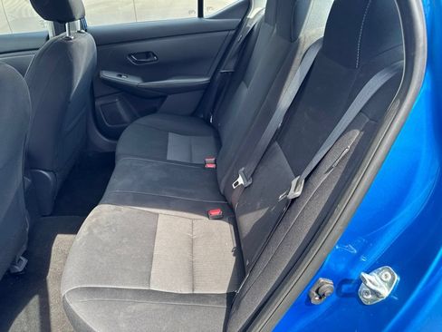 Used 2025 Nissan Sentra SV FWD image 11