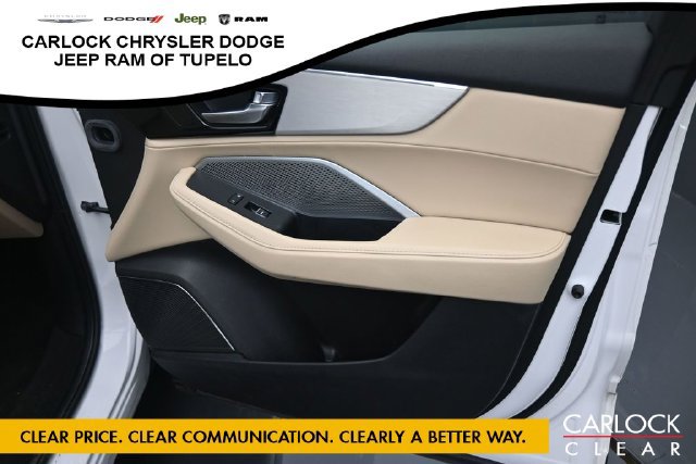 Used 2025 Acura MDX FWD image 40