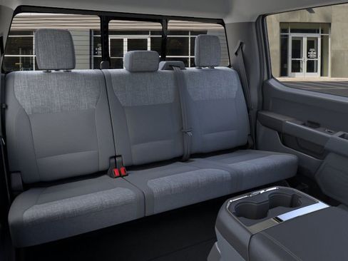 New 2026 Ford F250 XLT w/ FX4 Off-Road Package image 11