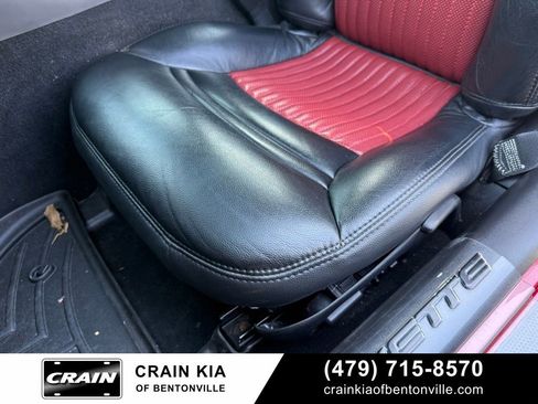 Used 2004 Chevrolet Corvette Convertible w/ Preferred Equipment Group image 20