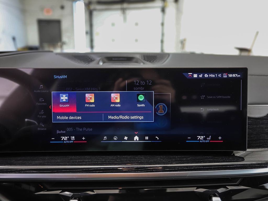 Used 2026 BMW X7 M60i AWD/4WD image 17