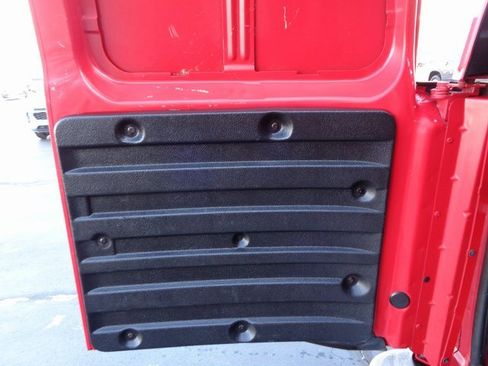 Used 2017 GMC Savana 2500 image 21