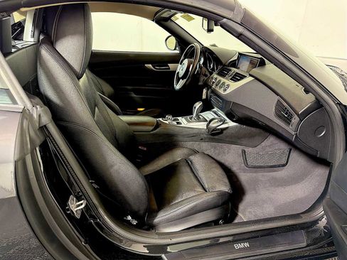 Used 2016 BMW Z4 sDrive28i image 19