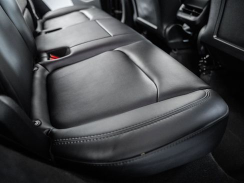 Used 2024 Tesla Model Y Long Range image 36