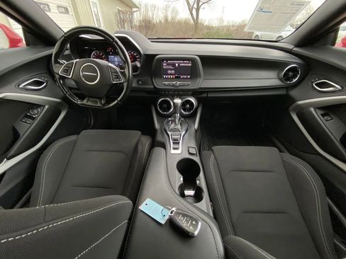 Used 2023 Chevrolet Camaro LT RWD image 18