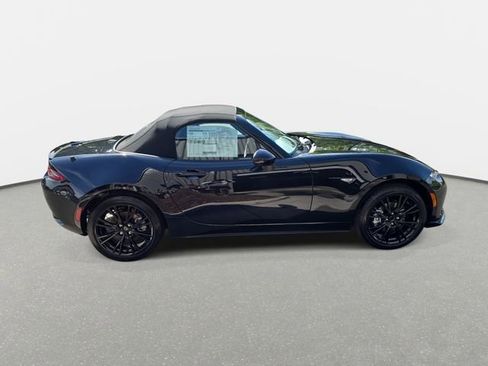 New 2026 MAZDA MX-5 Miata Club w/ Interior Package RWD image 4