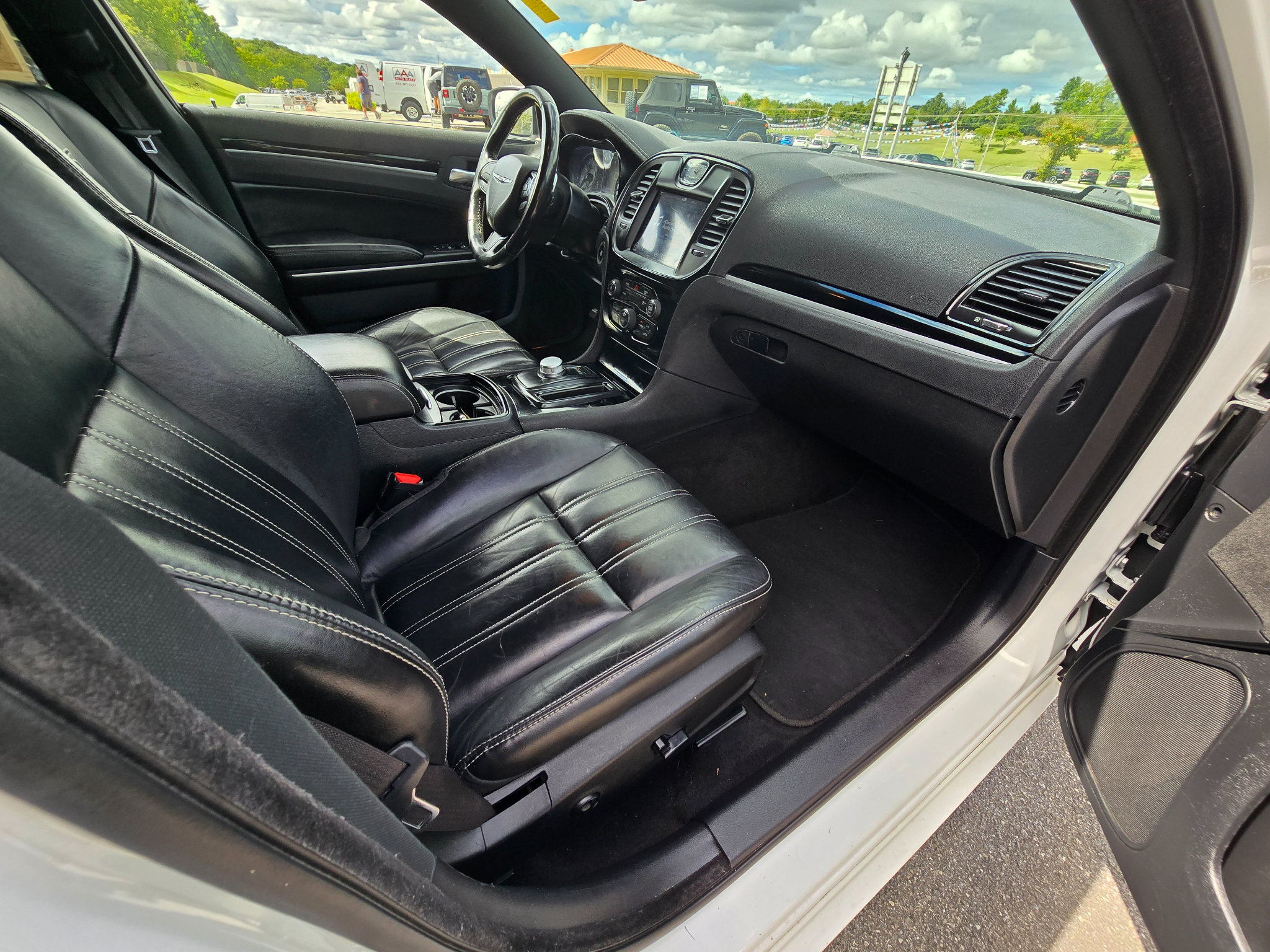 Used 2019 Chrysler 300 S RWD image 21